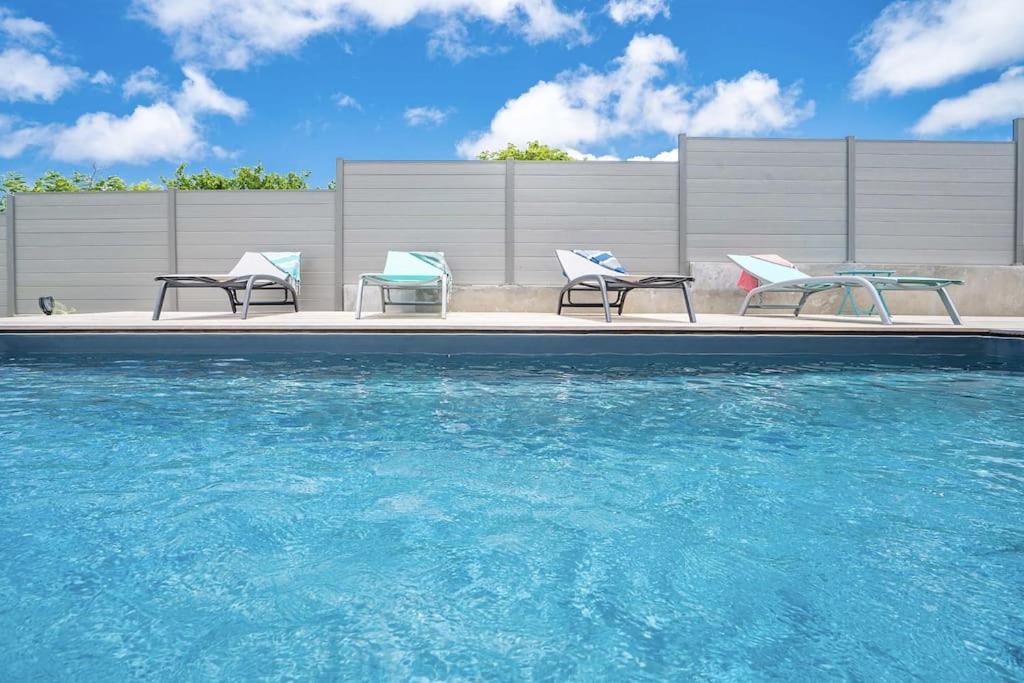 Superbe Villa Avec Piscine Et Proche Mer Au Diamant - 3 Chambres Et Salles De Bain Le Diamant Exterior photo